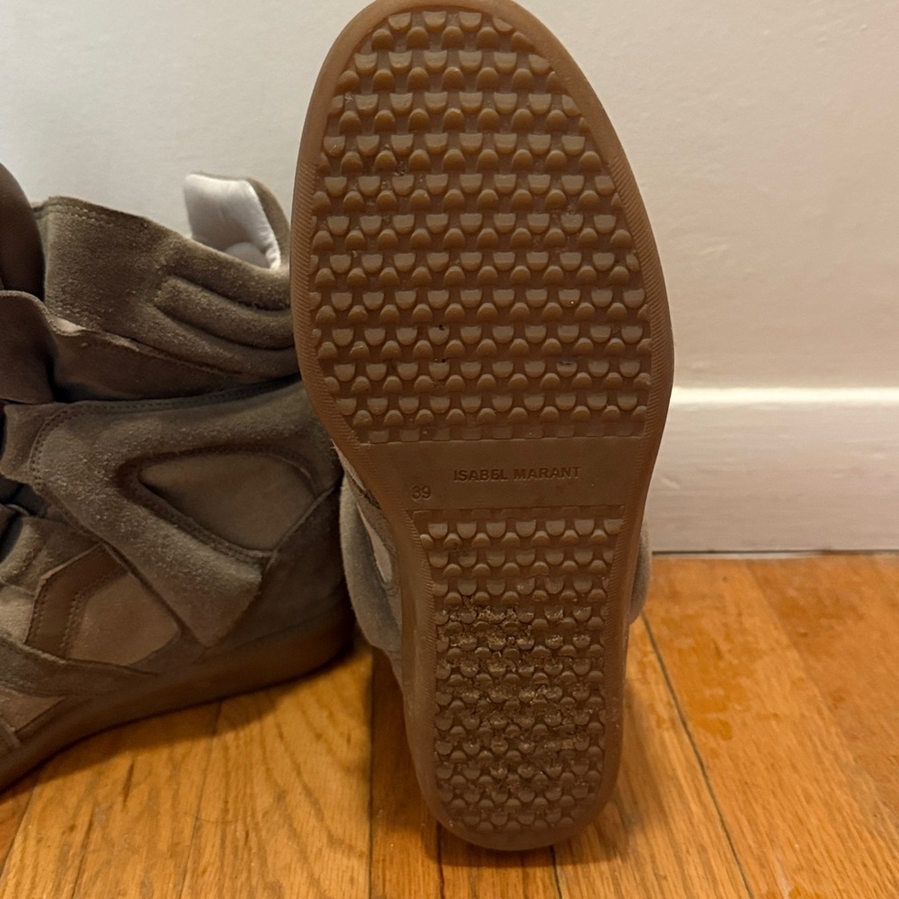 Isabel Marant Brown High-Top Sneakers - Picture 5 of 5